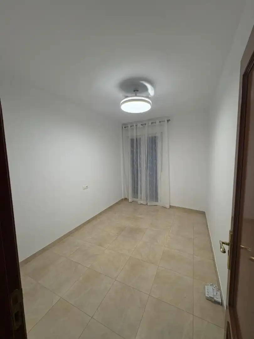 Habitación de Piso de alquiler en Lucena con Aire acondicionado, Calefacción y Terraza
