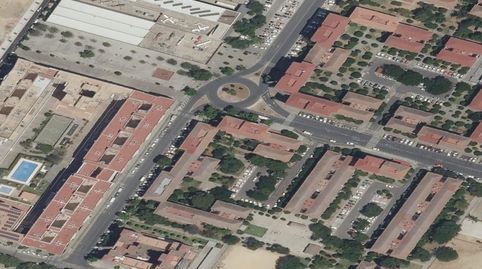 Foto 3 de Piso en venta en Gomila, Parque Alcosa, Sevilla Capital