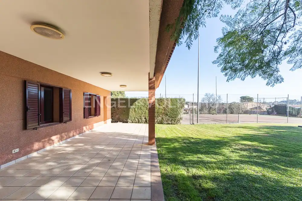 Terrace of Houses for sale in La Pobla de Vallbona  with Air Conditioner, Heating and Private garden