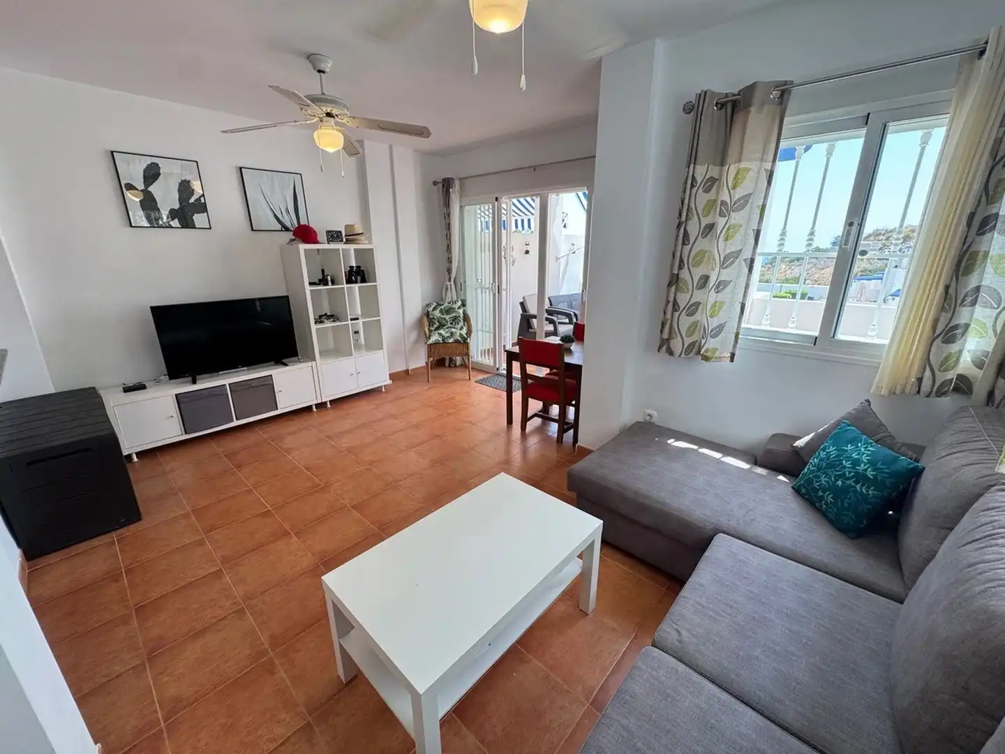 Appartamento con piscina in vendita a CALLE CLARA CAMPOAMOR S/N, imagen 11
