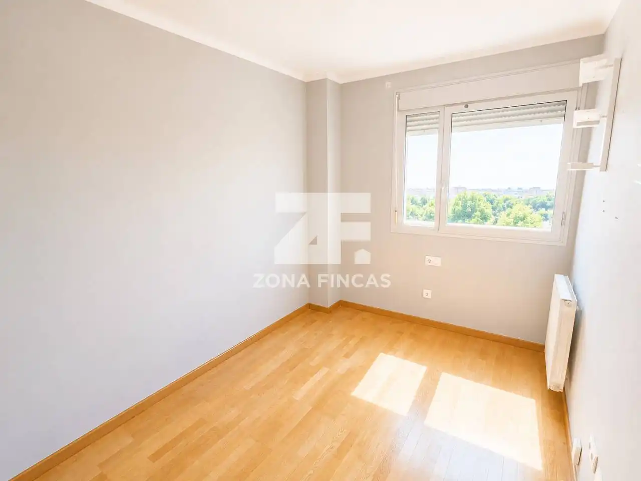 Habitación de Piso en venta en Badalona con Aire acondicionado, Calefacción y Parquet