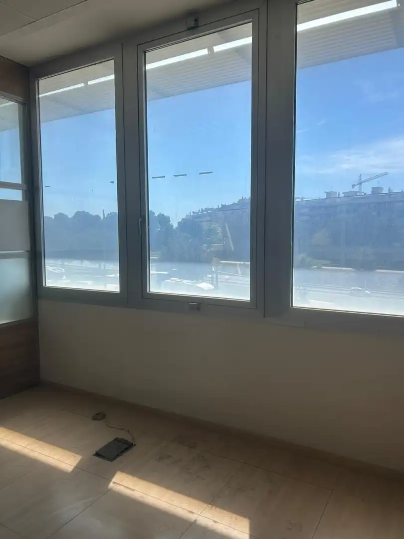 Oficina de lloguer a Fuente del Jarro, imagen 7