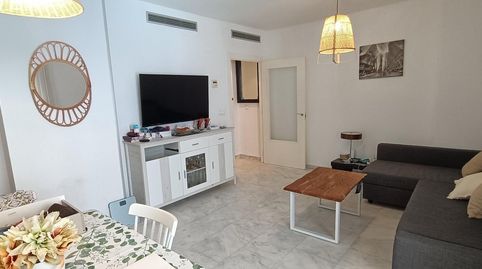 OPORTUNIDAD! APARTAMENTO DE 2 DORMITORIOS Y 2 BAÑOS CON GRAN TERRAZA, BALCÓN Y PISCINA CERCA DEL MAR, imatge 5