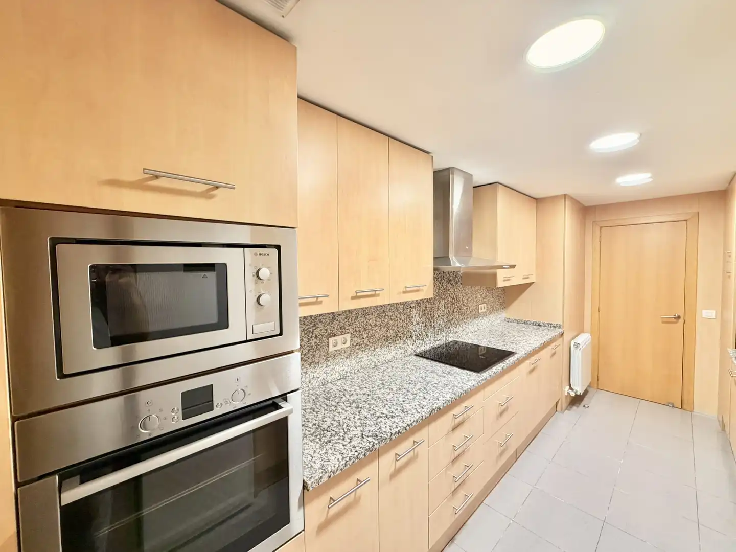 Cocina de Piso en venta en Figueres con Calefacción, Terraza y Horno