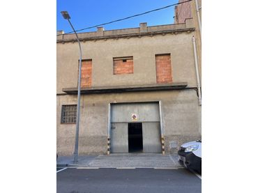 Business premises for sale in Avenida Catalunya 8