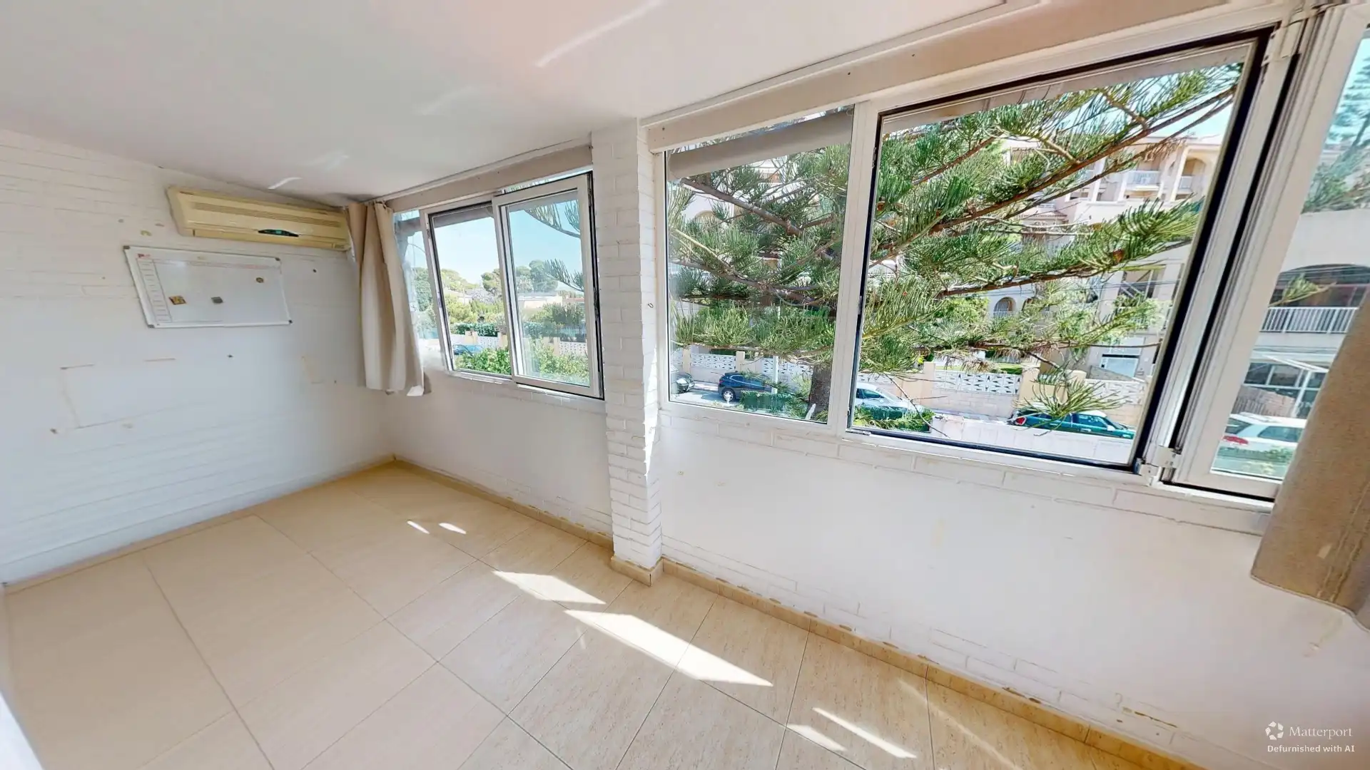 Habitación de Casa o chalet en venta en El Campello con Aire acondicionado, Calefacción y Jardín privado