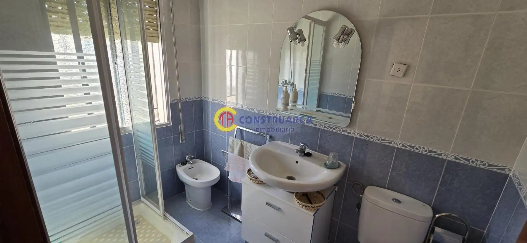 Baño de Casa adosada en venta en Las Herencias con Trastero