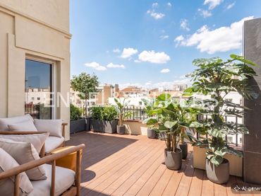 Attico con balcone in vendita a Sarrià - Sant Gervasi