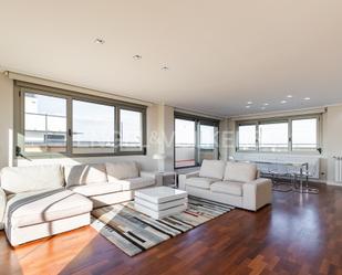 Living room of Apartment for sale in  Valencia Capital  with Air Conditioner, Heating and Parquet flooring