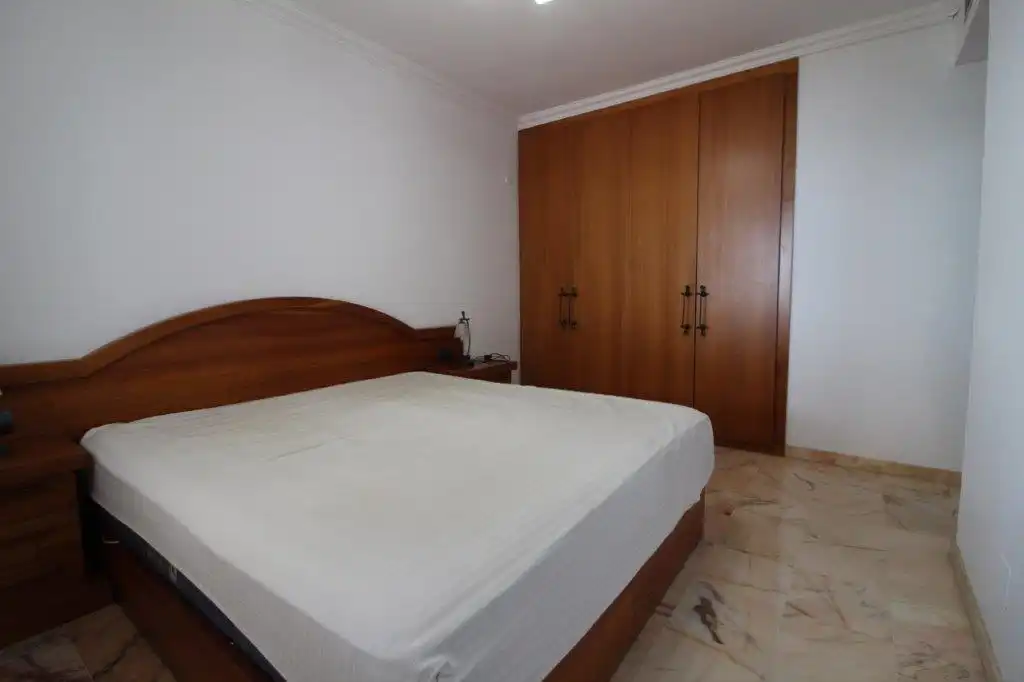 Habitación de Piso en venta en Benalmádena con Aire acondicionado, Terraza y Amueblado