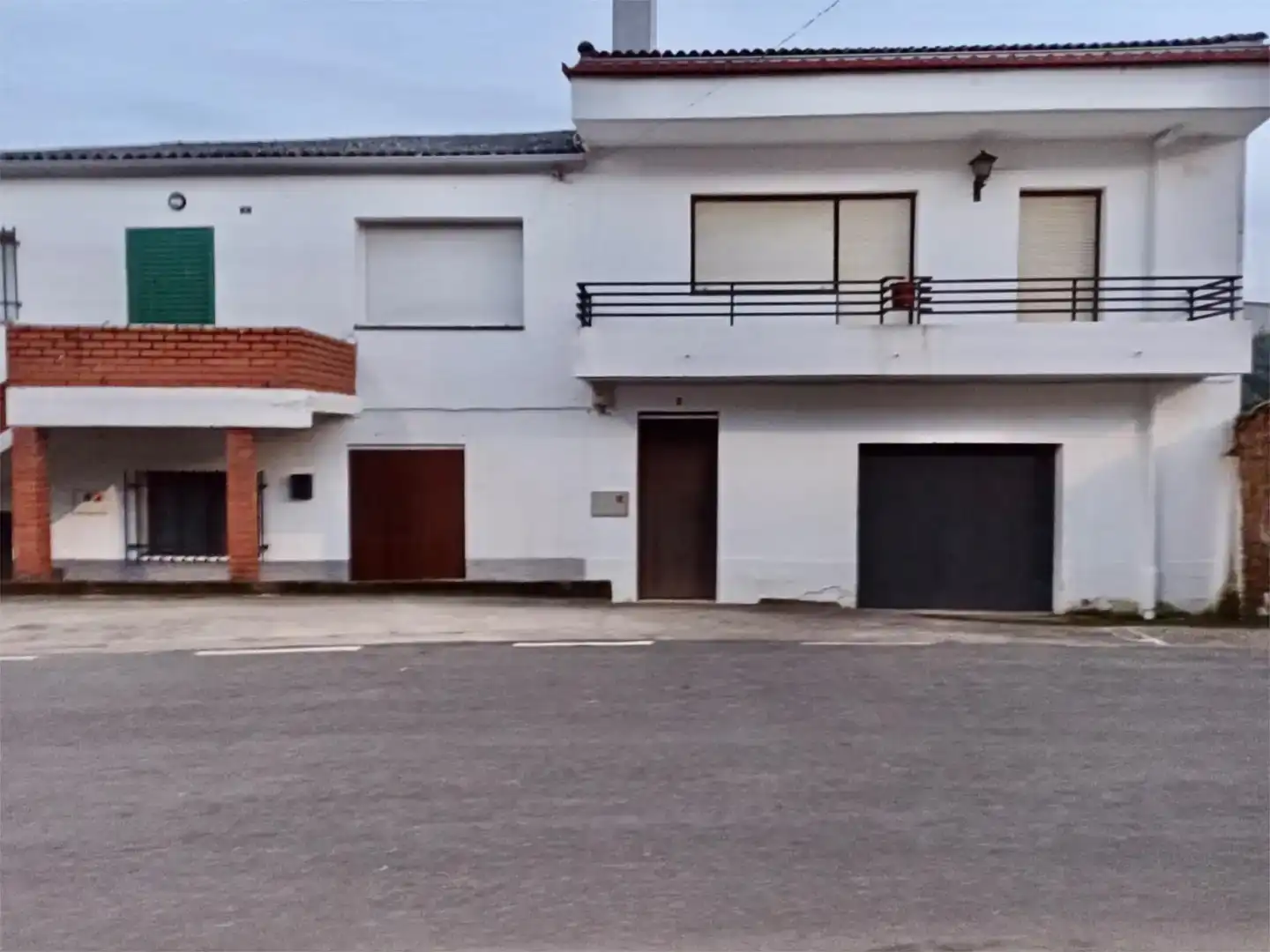 Vista exterior de Casa o xalet en venda en Cadalso amb Jardí privat, Piscina i Moblat