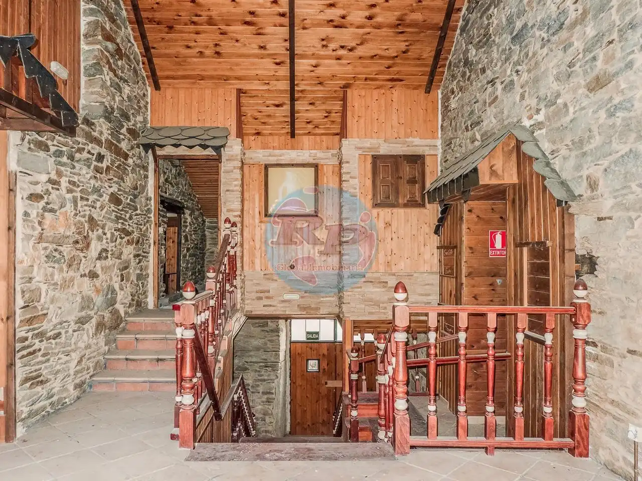 Country house zum Verkauf in Barjas mit Heizung, Privatgarten und Terrasse