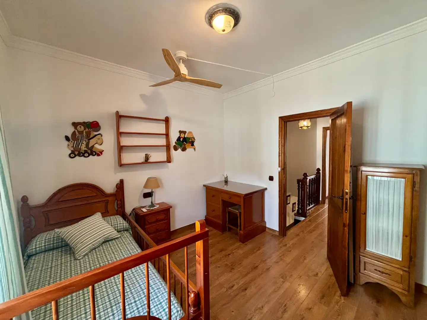 Schlafzimmer von Einfamilien-Reihenhaus zur Miete in Mijas mit Klimaanlage, Heizung und Möbliert