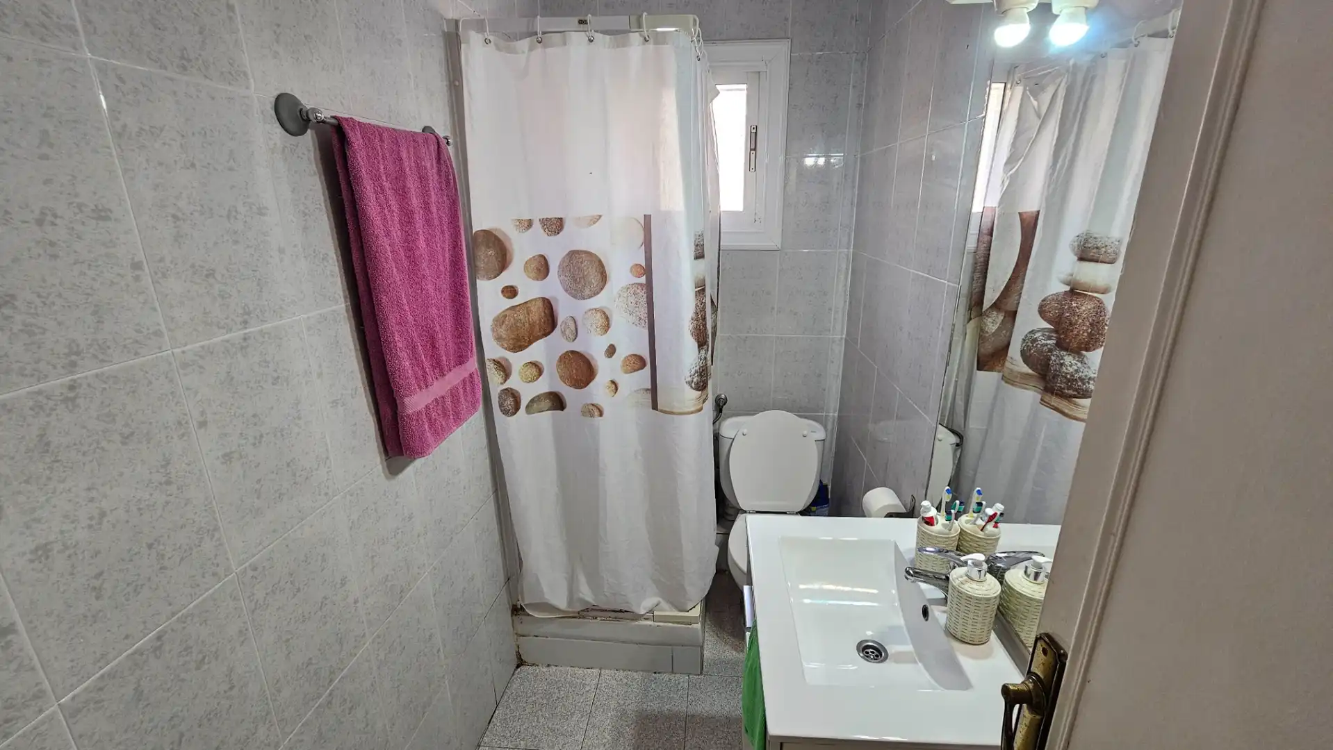 Bathroom of Flat for sale in Sabadell  with Heating and Furnished