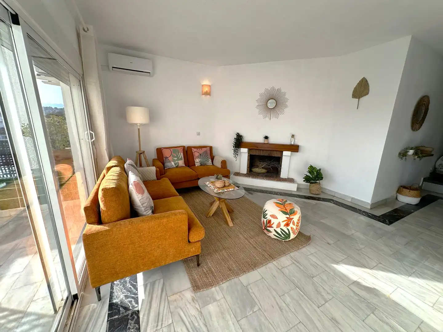 Living room of Attic for sale in Mijas  with Air Conditioner, Heating and Private garden