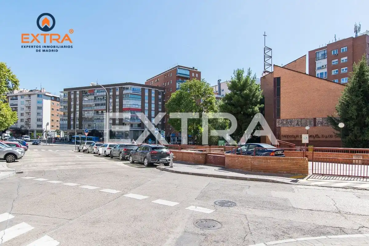 Vista exterior de Pis de lloguer en Madrid amb Aire condicionat, Calefacció i Moblat
