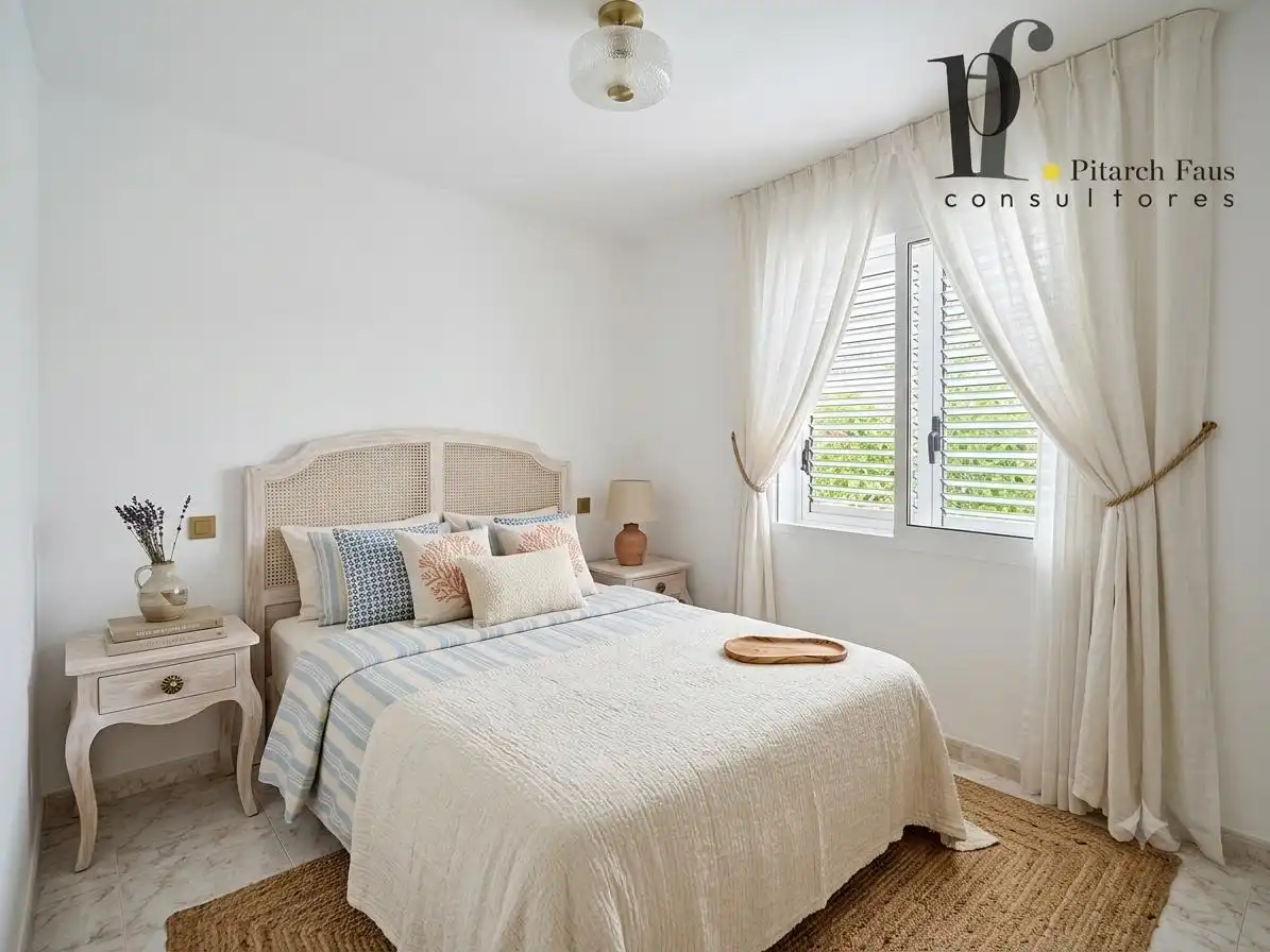 Habitación de Planta baja en venta en Moncofa con Aire acondicionado y Terraza