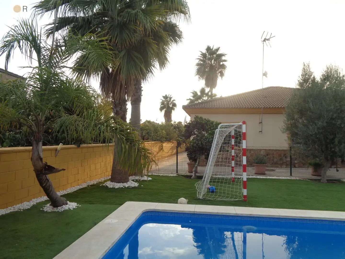 Piscina de Casa o chalet en venta en Córdoba con Aire acondicionado, Jardín privado y Trastero