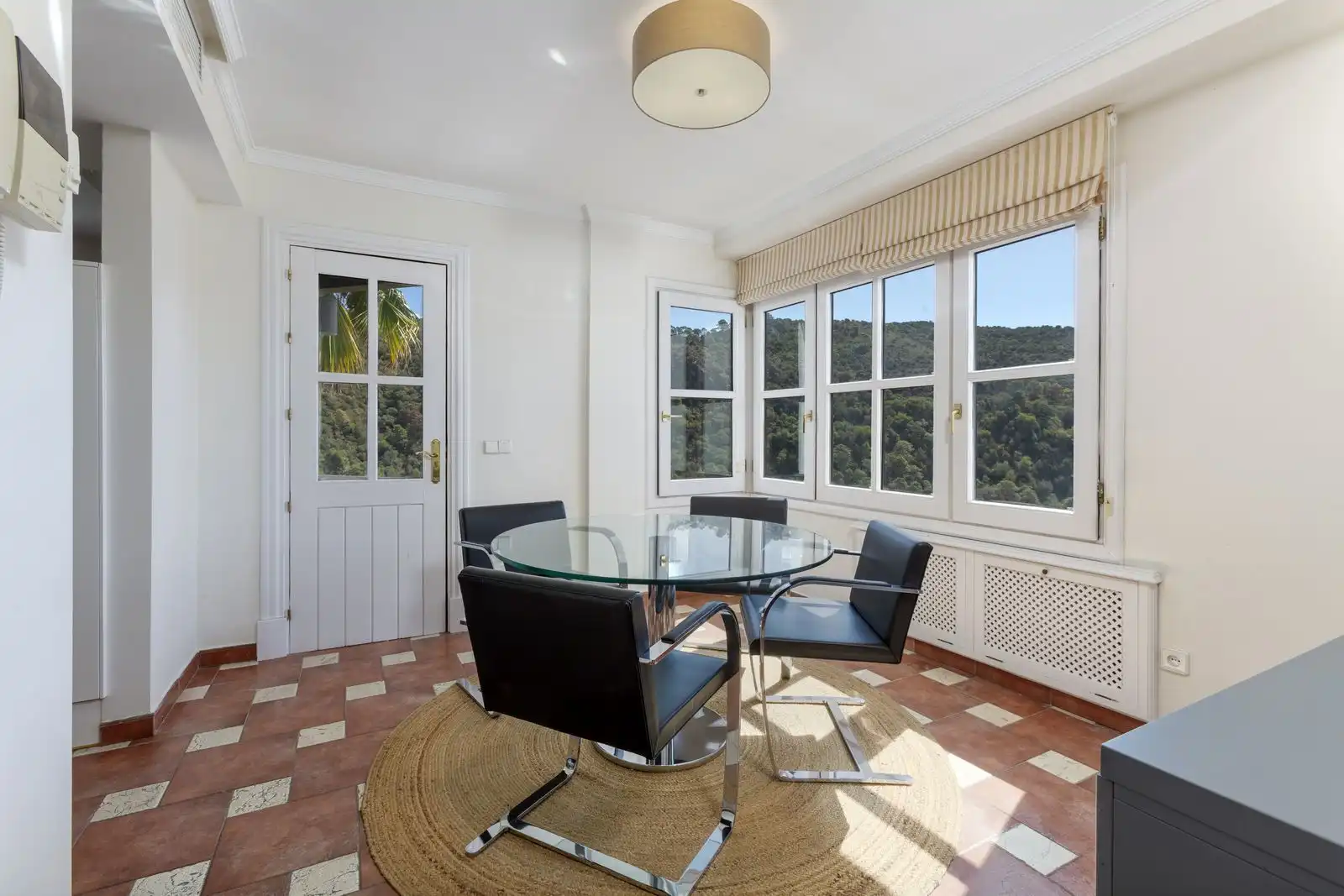 Comedor de Casa o chalet en venta en Igualeja con Aire acondicionado, Jardín privado y Piscina