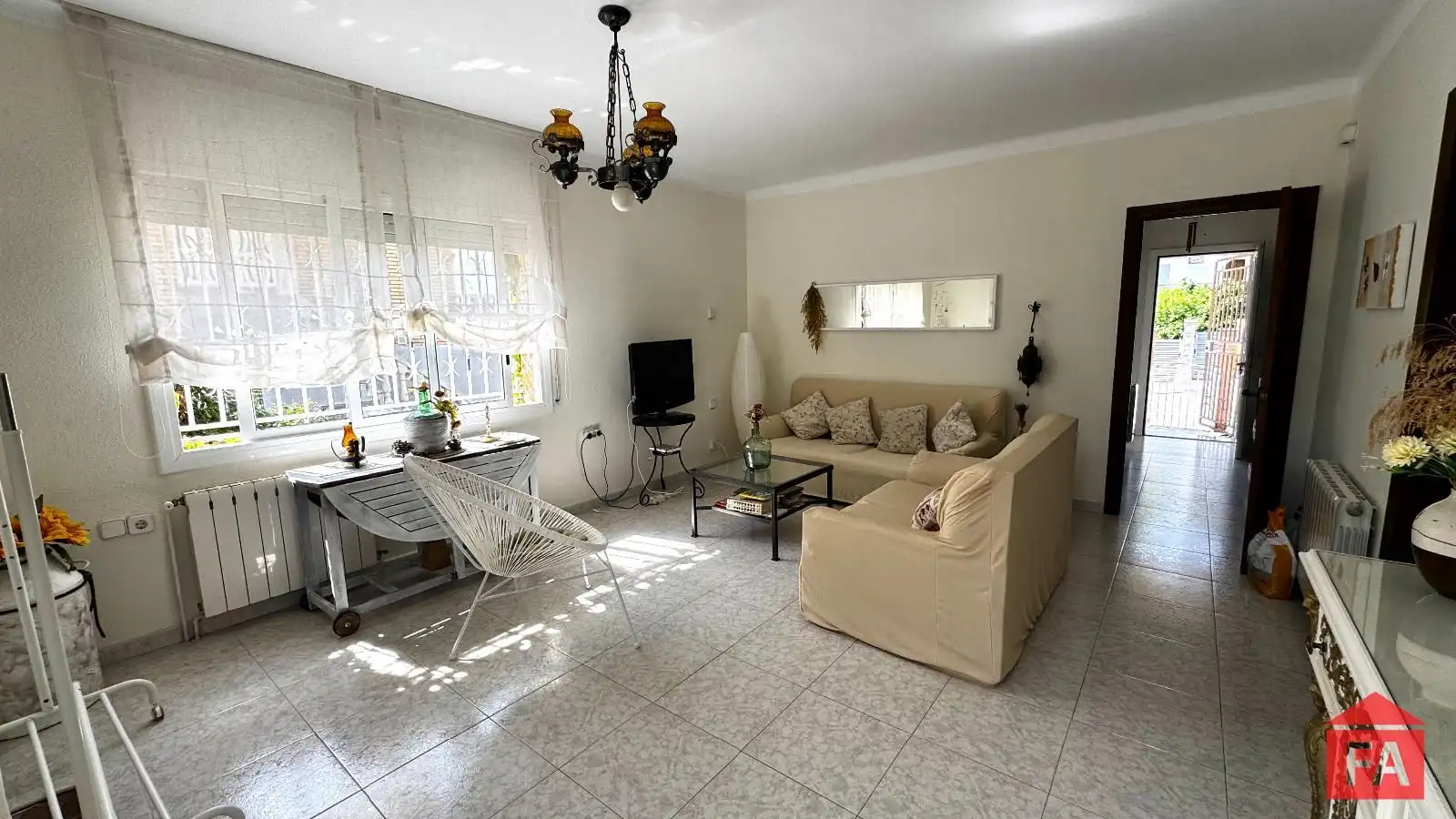 Sala de estar de Casa o chalet en venta en El Vendrell con Aire acondicionado, Calefacción y Trastero
