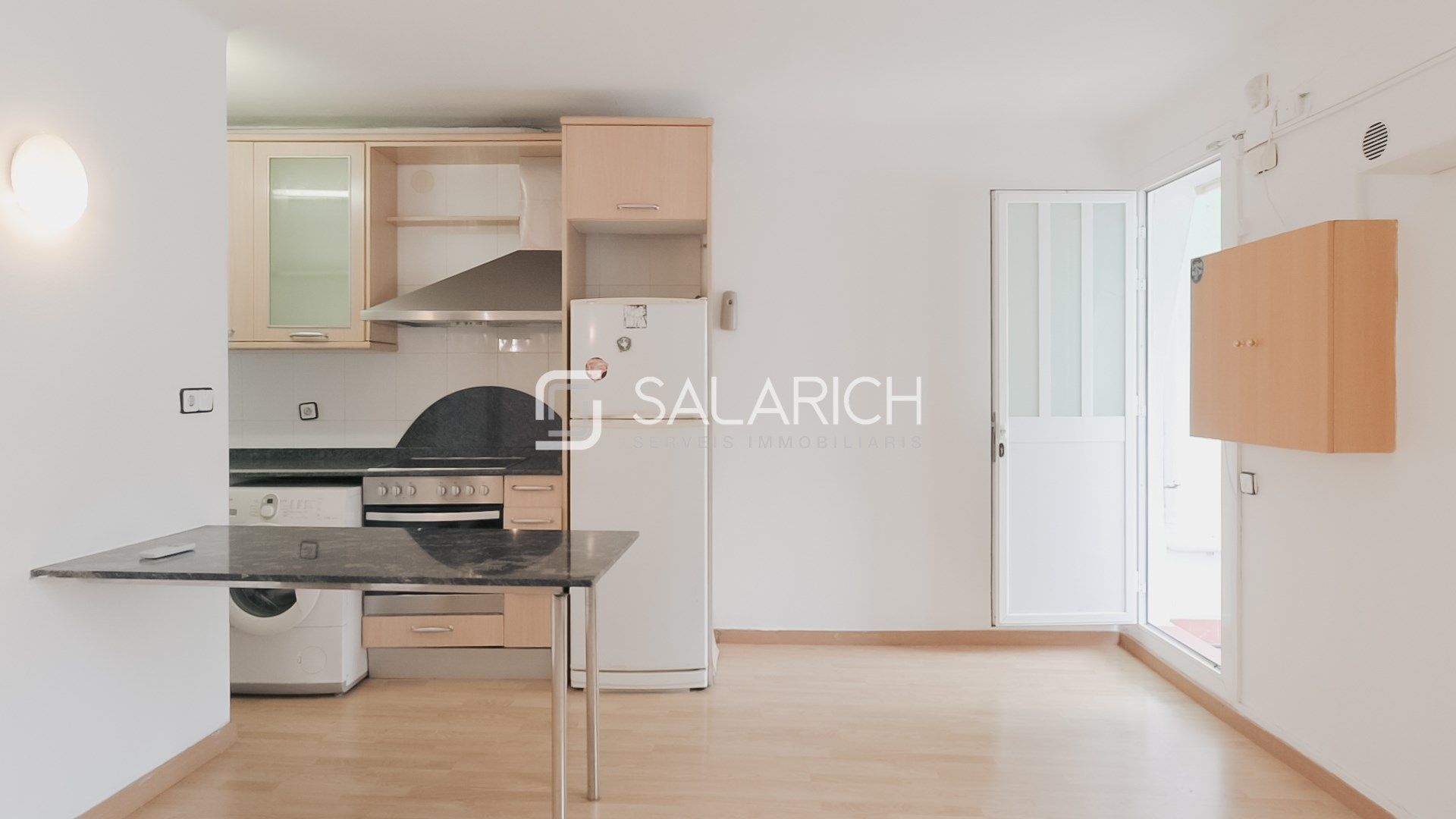 Kitchen of Flat for sale in  Barcelona Capital  with Air Conditioner and Furnished