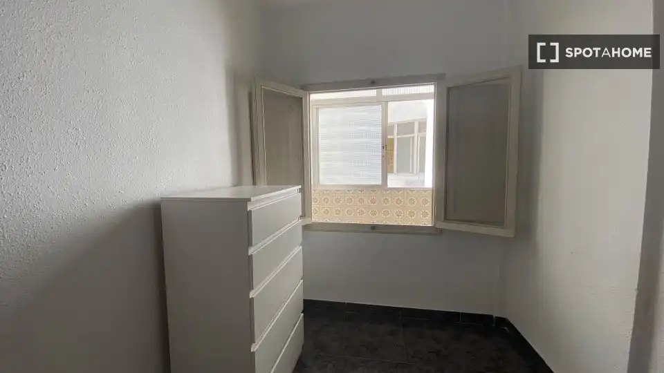 Wohnung mit Terrasse zur Miete in Quatre Carreres, imagen 18