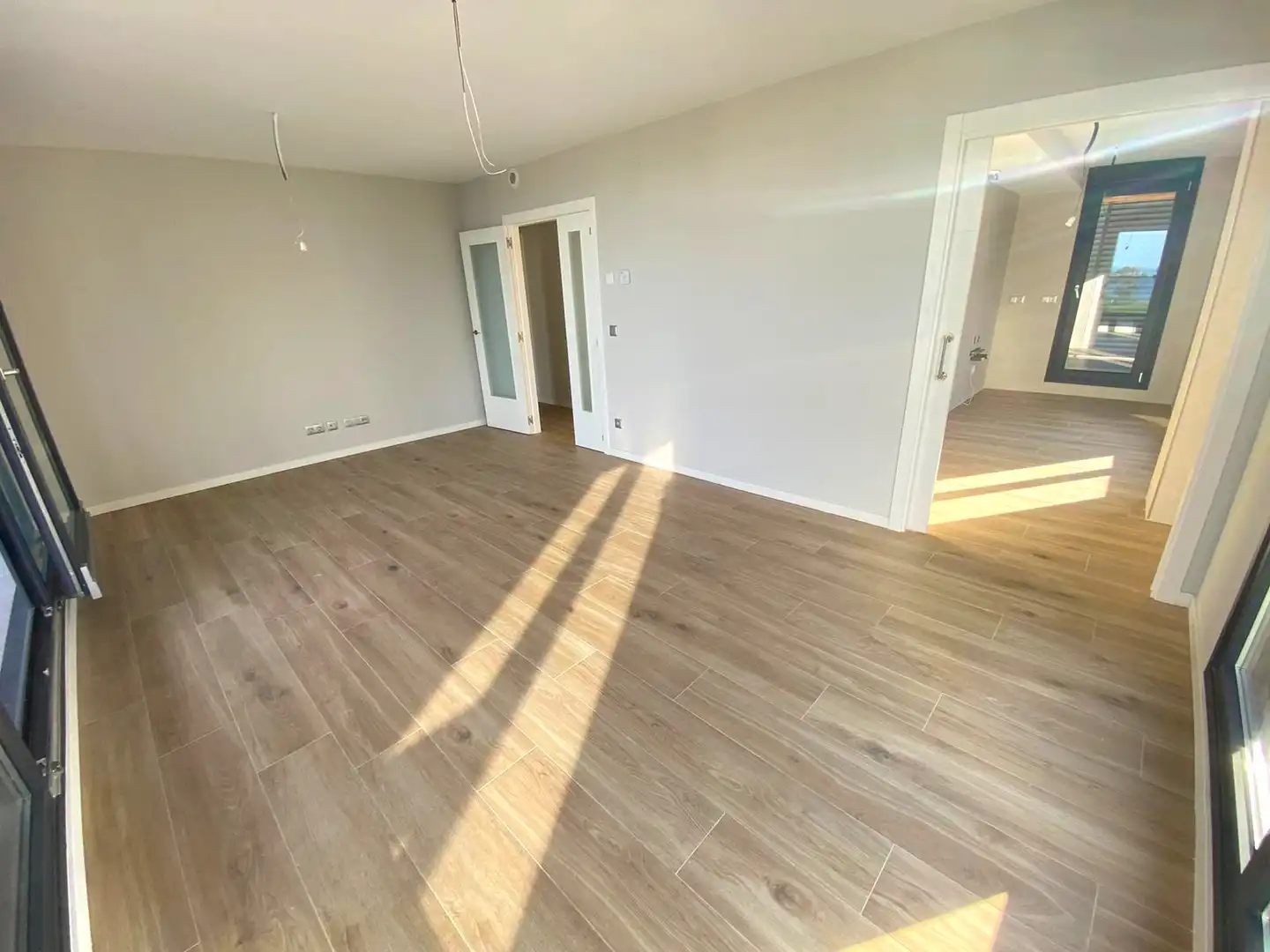 Bedroom of Flat for sale in Castro-Urdiales  with Heating, Parquet flooring and Terrace