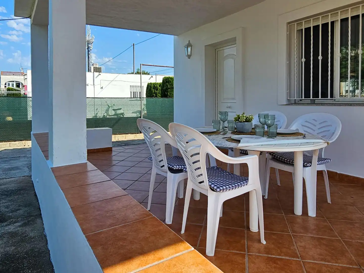 Terrassa de Casa o xalet en venda en Oliva amb Aire condicionat, Calefacció i Jardí privat
