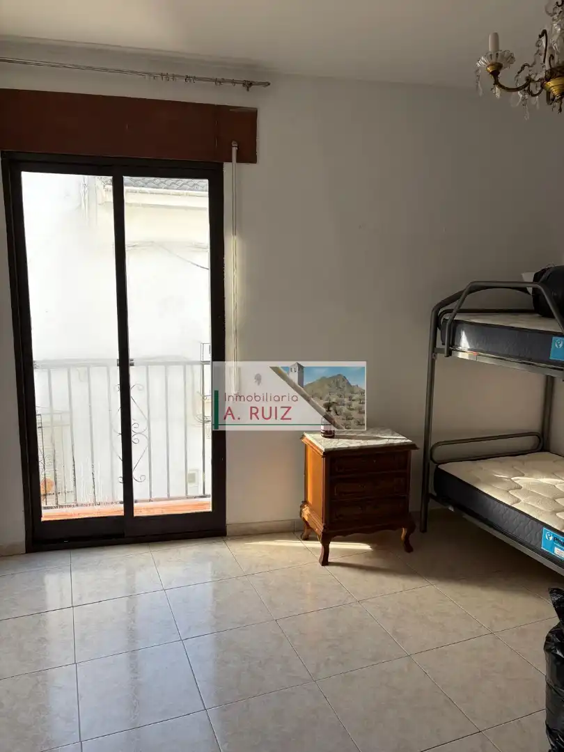Dormitori de Casa adosada en venda en Almedinilla amb Terrassa