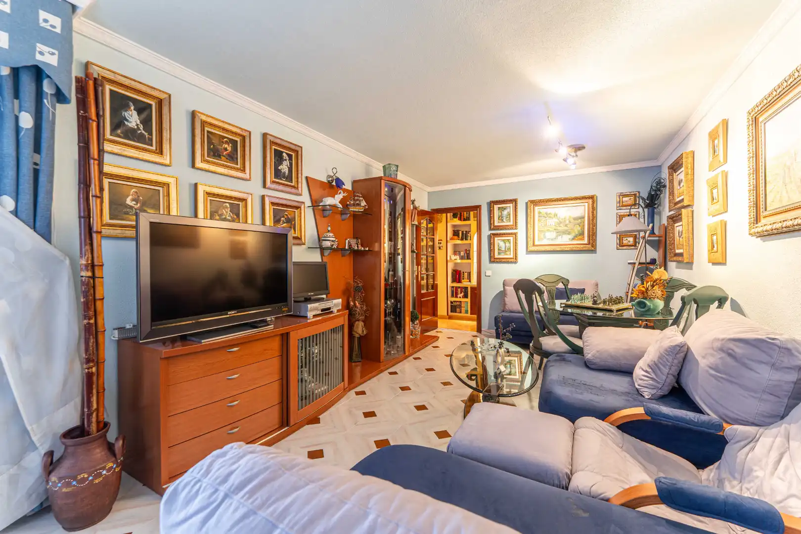 Living room of Flat for sale in Madrid  with Heating, Terrace and Furnished