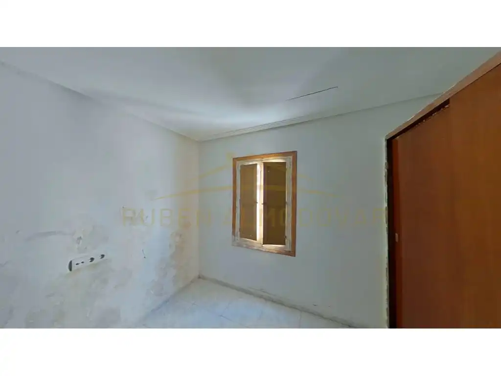 Piso en venta en Calle Gines Garcia Esquitino 93, imagen 4