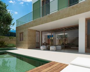 Vista exterior de Casa adosada en venda en  Palma de Mallorca amb Jardí privat, Terrassa i Piscina
