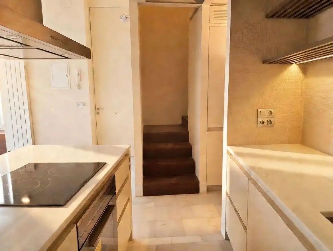 Küche von Wohnung zum Verkauf in Valencia mit Heizung, Terrasse und Abstellraum