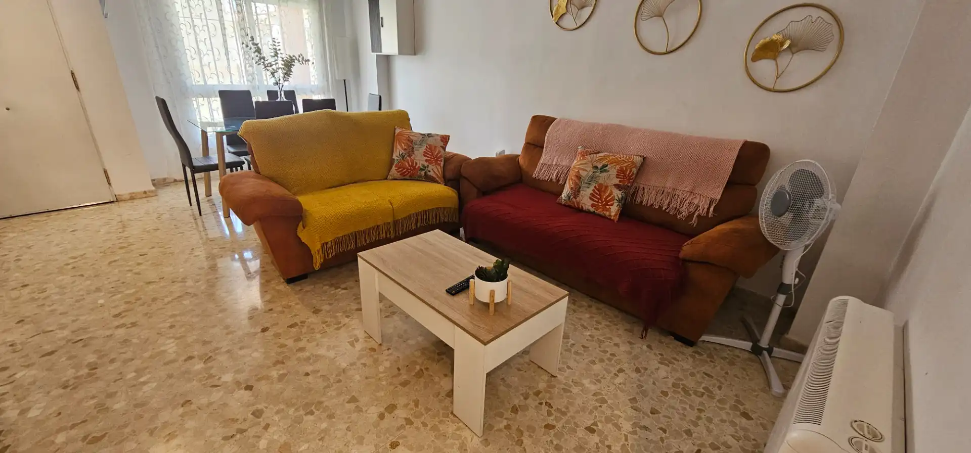 Sala d'estar de Casa o xalet de lloguer en Maracena amb Moblat
