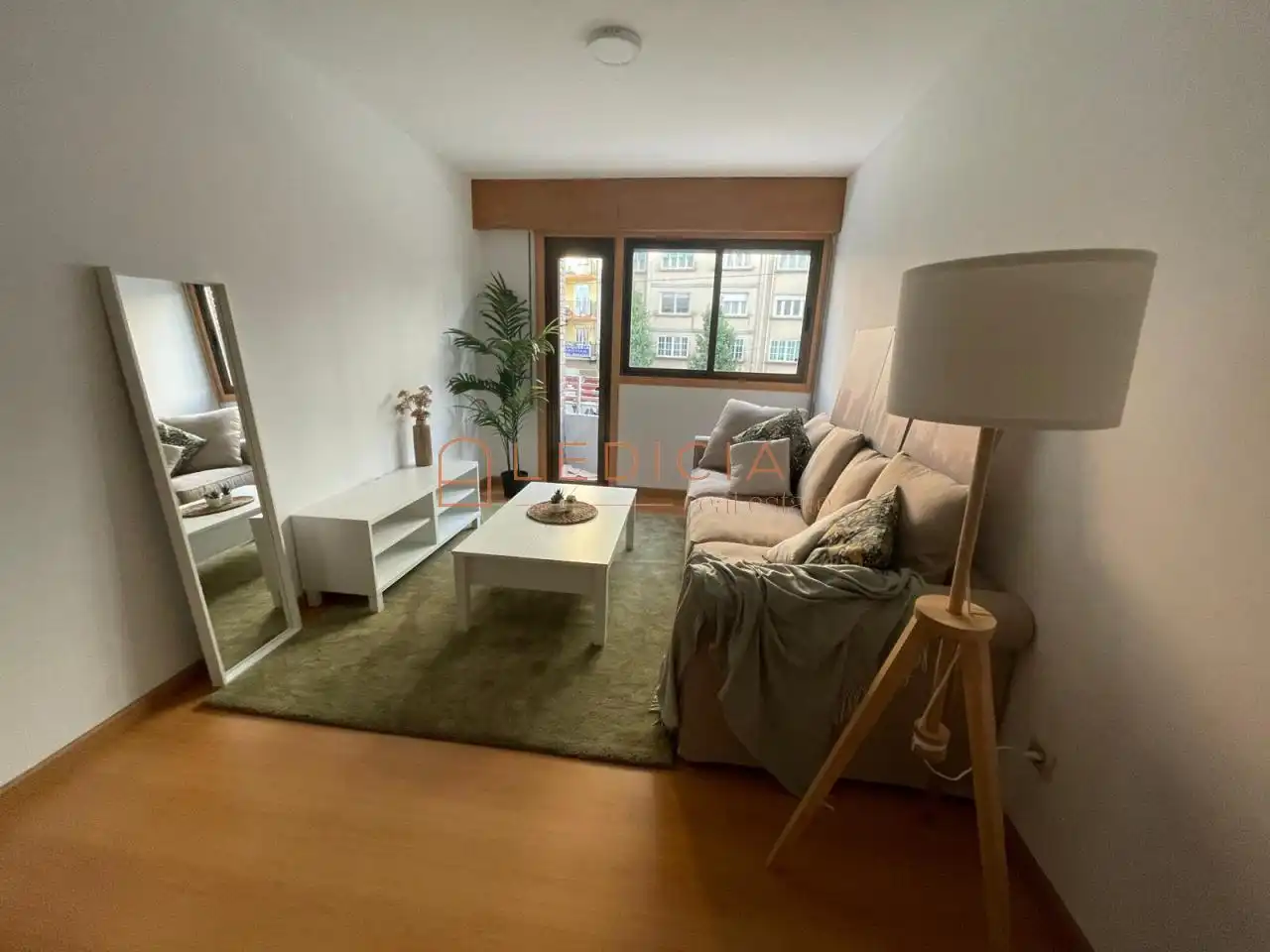 Living room of Flat for rent in Vigo   with Heating, Furnished and Balcony