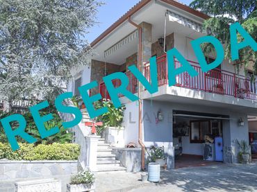 Casa amb balcó en venda a Lliçà d'Amunt