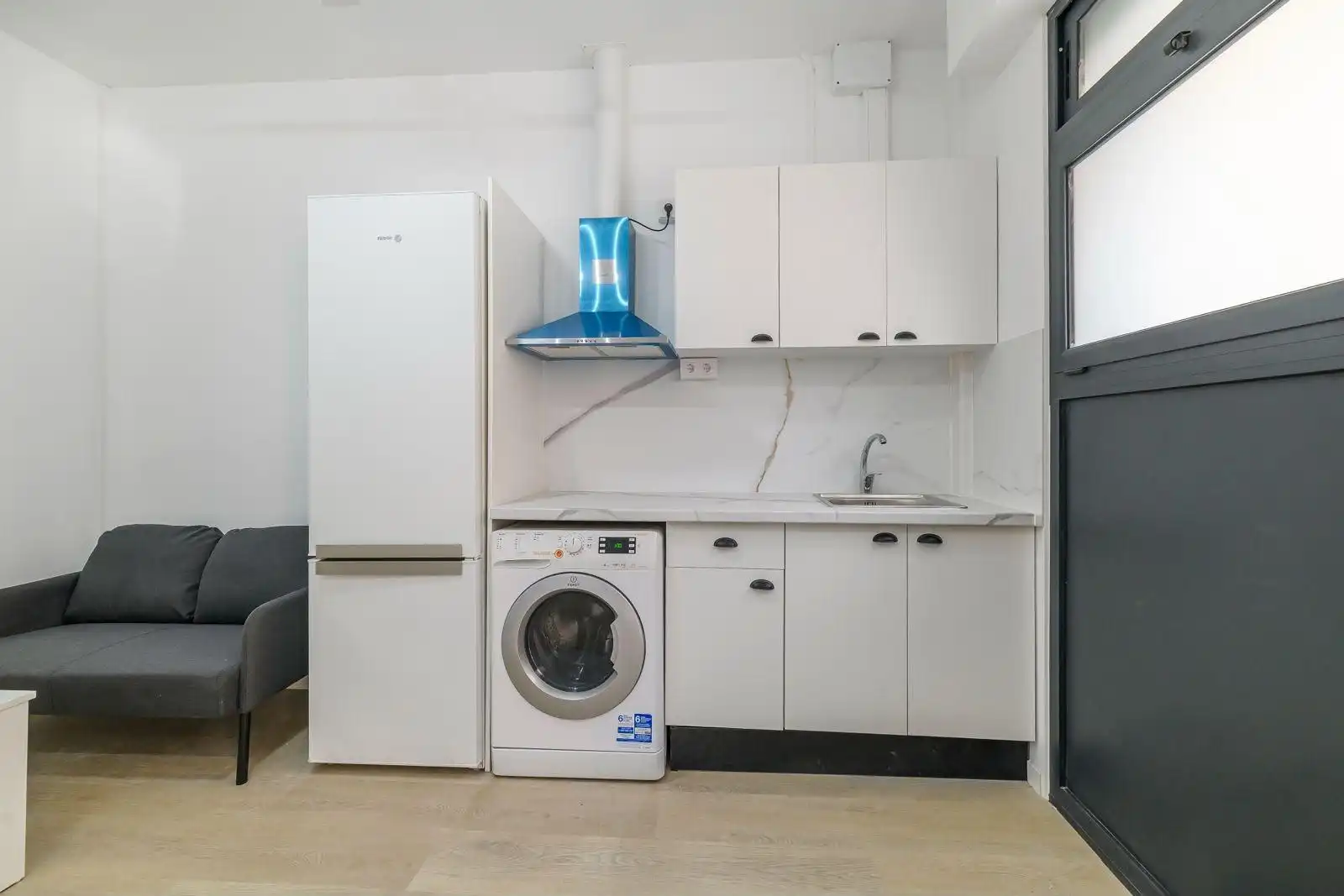 Küche von Wohnung zum Verkauf in L'Hospitalet de Llobregat