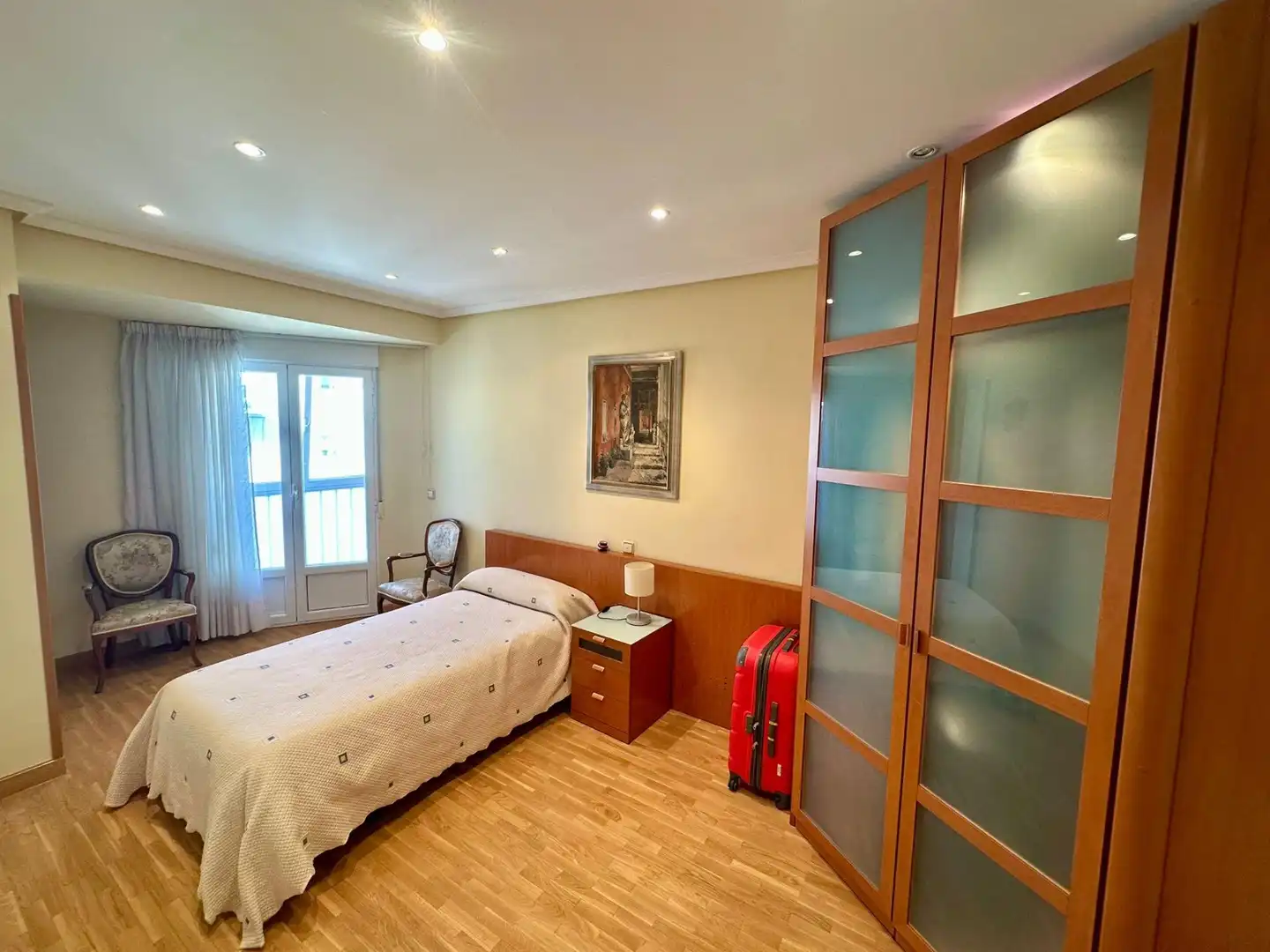 Schlafzimmer von Wohnung zum Verkauf in Burgos