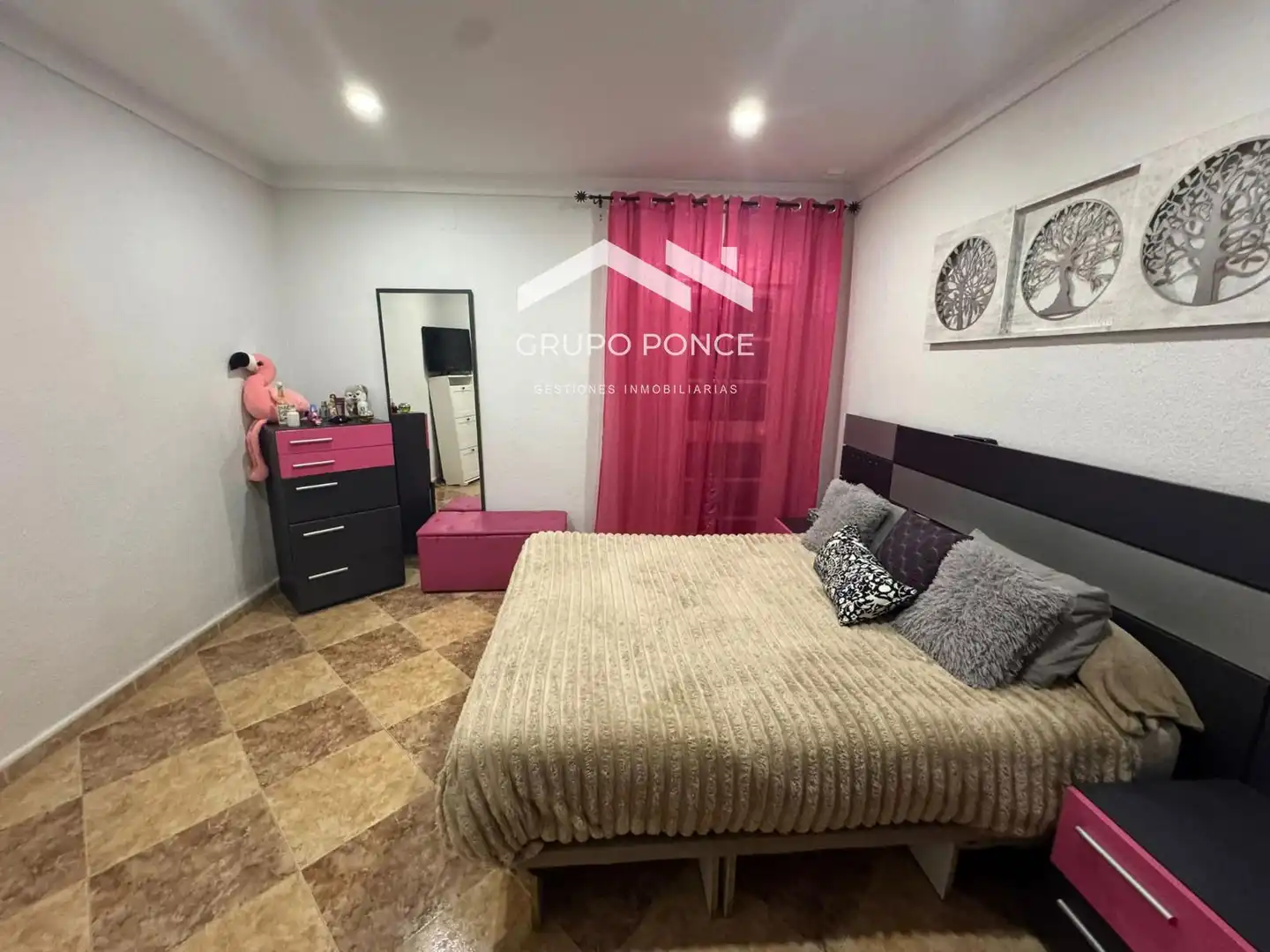 Bedroom of Houses for sale in Jerez de la Frontera