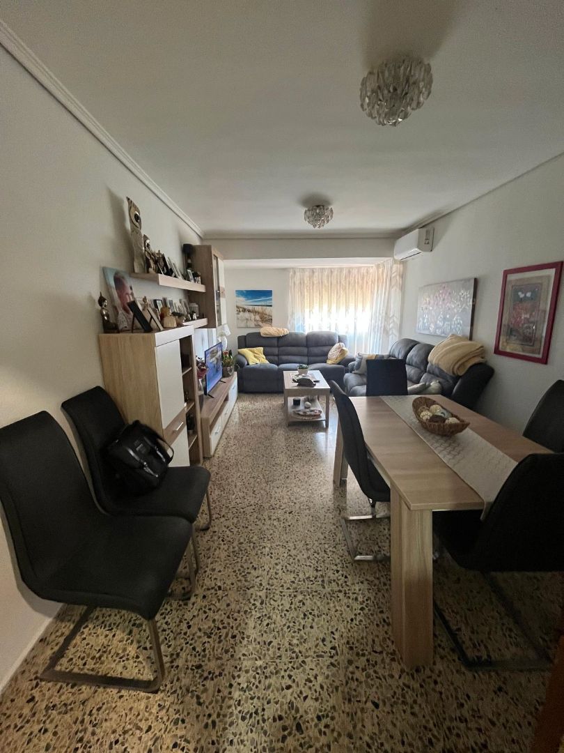Sala d'estar de Pis en venda en  Valencia Capital amb Aire condicionat, Moblat i Balcó
