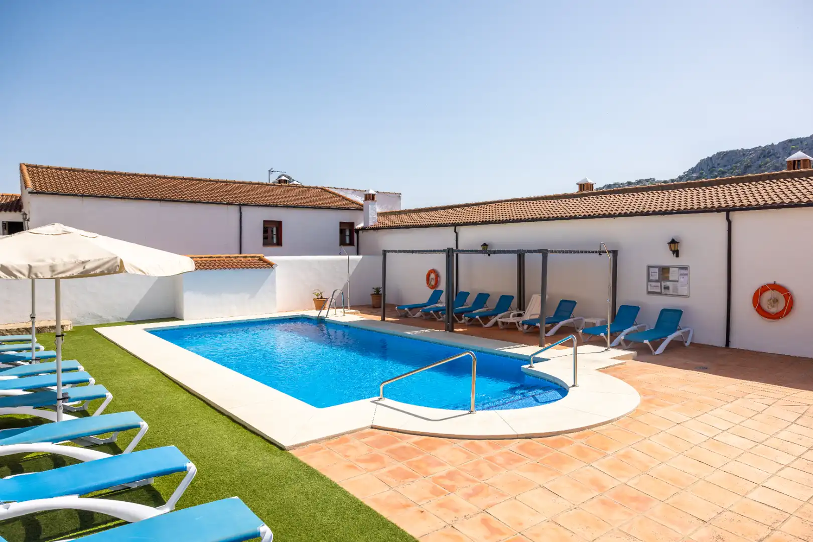 Piscina de Finca rústica en venta en Montejaque con Aire acondicionado, Jardín privado y Terraza