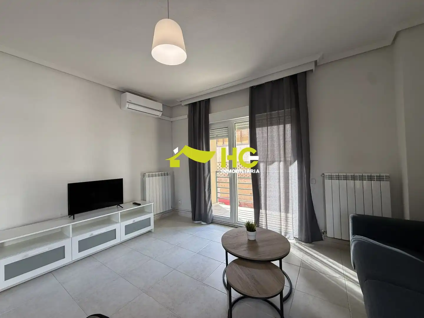 Sala de estar de Dúplex de alquiler en Villaviciosa de Odón con Aire acondicionado, Calefacción y Terraza