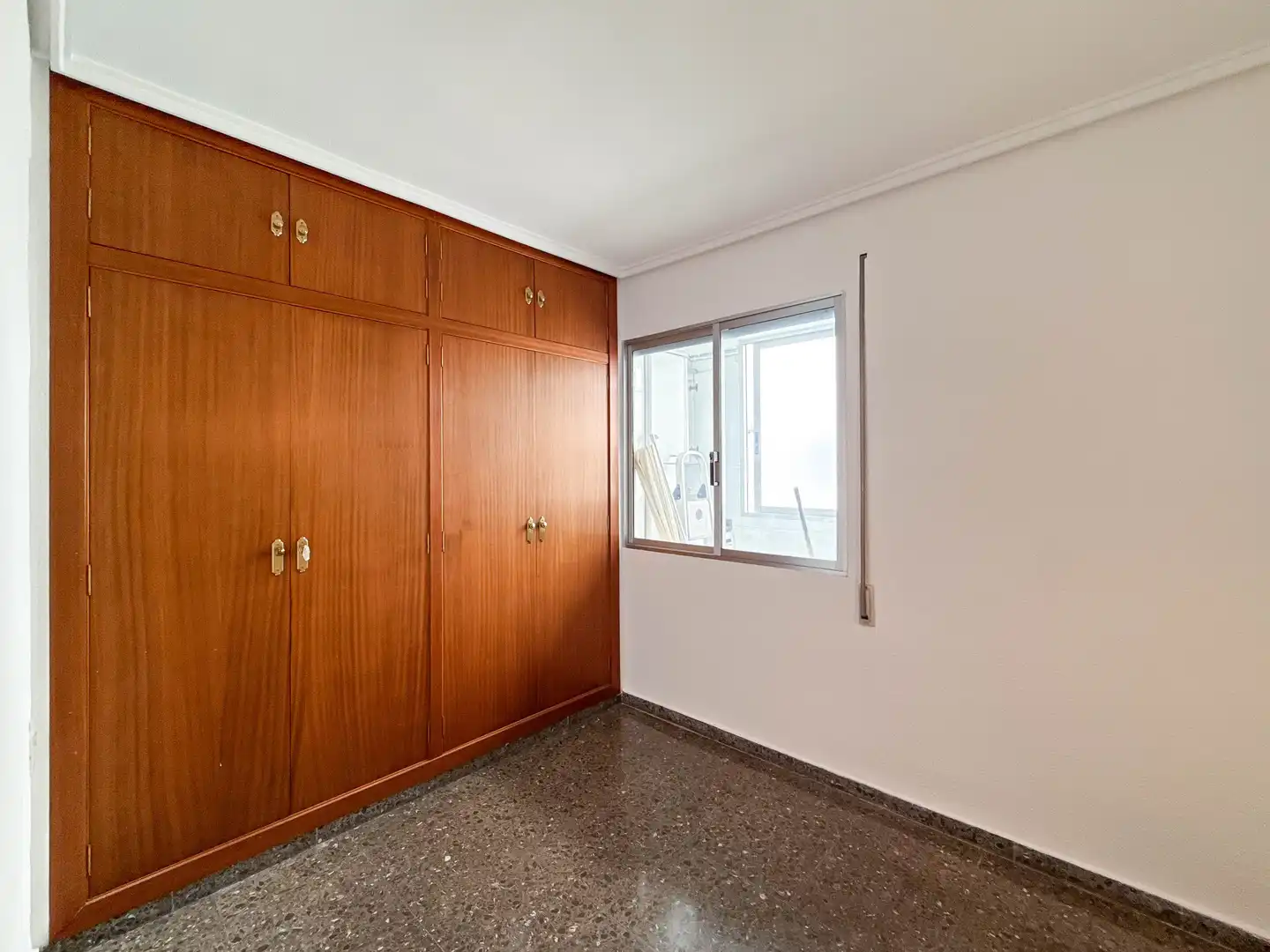 Habitación de Piso en venta en Valencia con Balcón