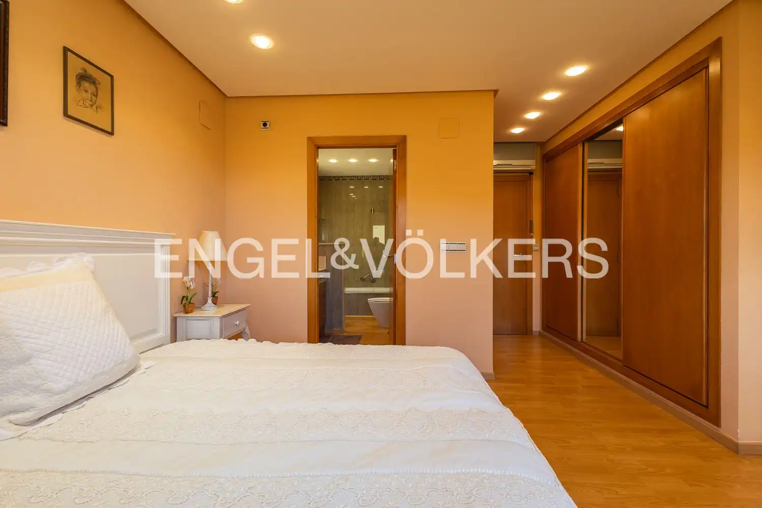Habitación de Casa o chalet en venta en Dénia con Aire acondicionado, Calefacción y Jardín privado