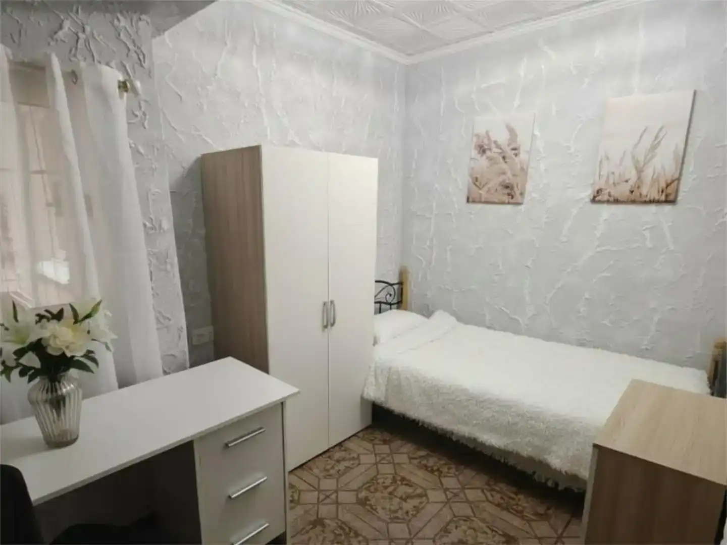 Schlafzimmer von Wohnung zum Verkauf in  Valencia Capital mit Klimaanlage