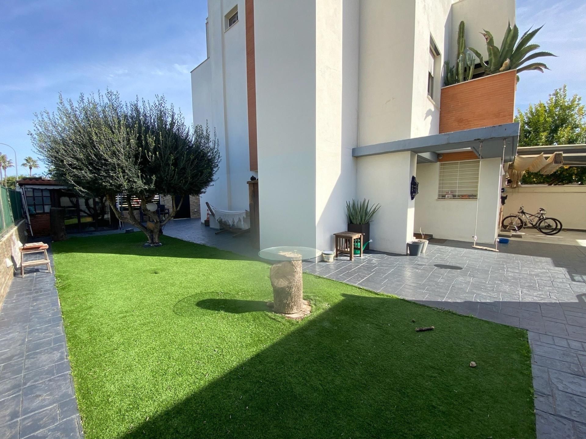 Terrace of Single-family semi-detached for sale in Alcalá de Guadaira  with Air Conditioner, Heating and Terrace