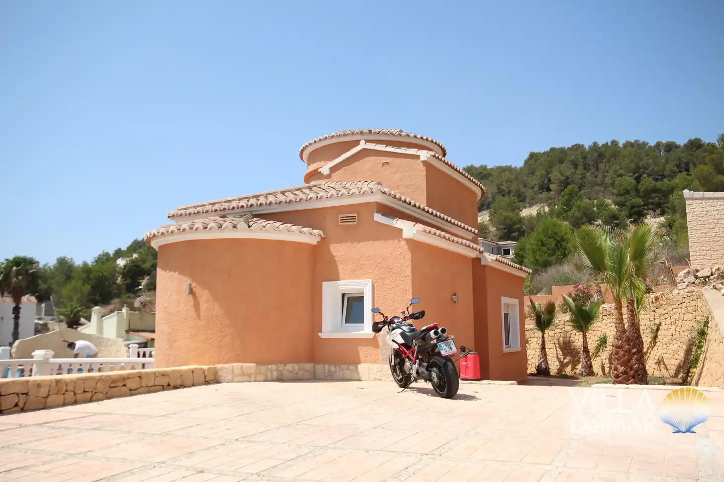 Vista exterior de Casa o xalet en venda en Jávea / Xàbia amb Calefacció, Jardí privat i Terrassa