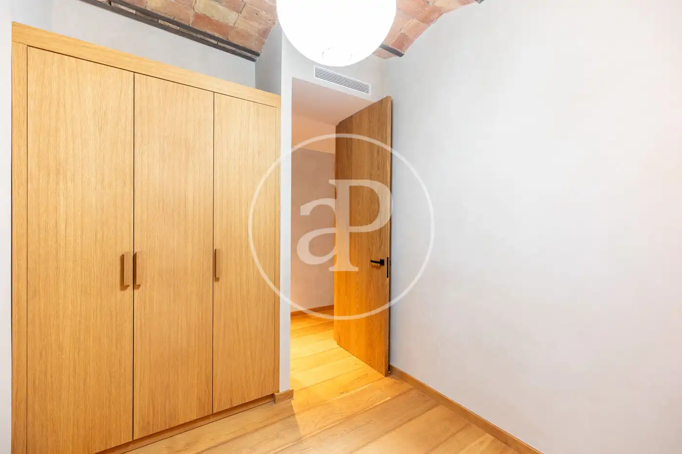 Piso con terraza en venta en Ronda de la Univ., imagen 23