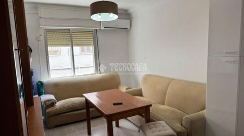 Foto 4 de Piso en venta en Pradolongo, Madrid Capital