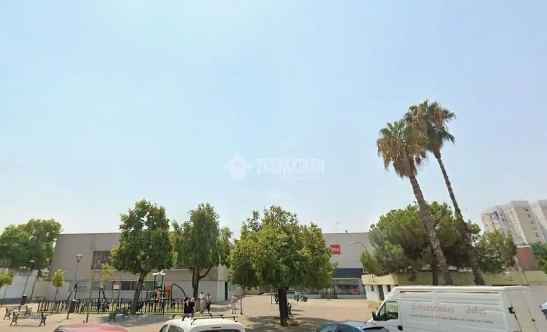 Exterior view of Flat for sale in Sevilla  with Heating